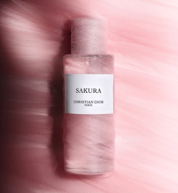 Christian Dior Sakura Perfume - Imagen 3
